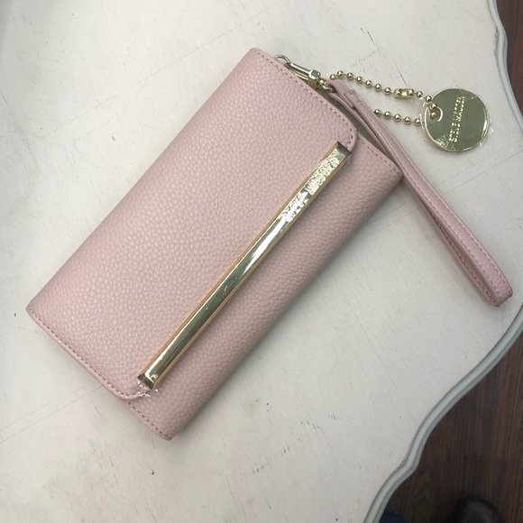 Steve Madden Handbags - Steve Madden Wallet/Wristlet